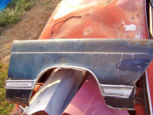 67_fairlane_rfender.jpg